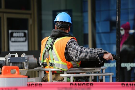 Construction Safety Week Raises Work H&S Standards 2 construction worker